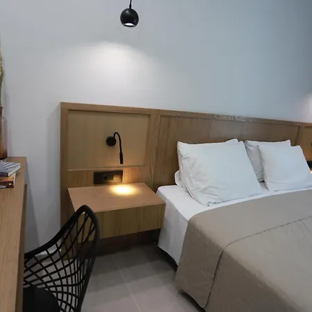 Tropical Hotel 2*